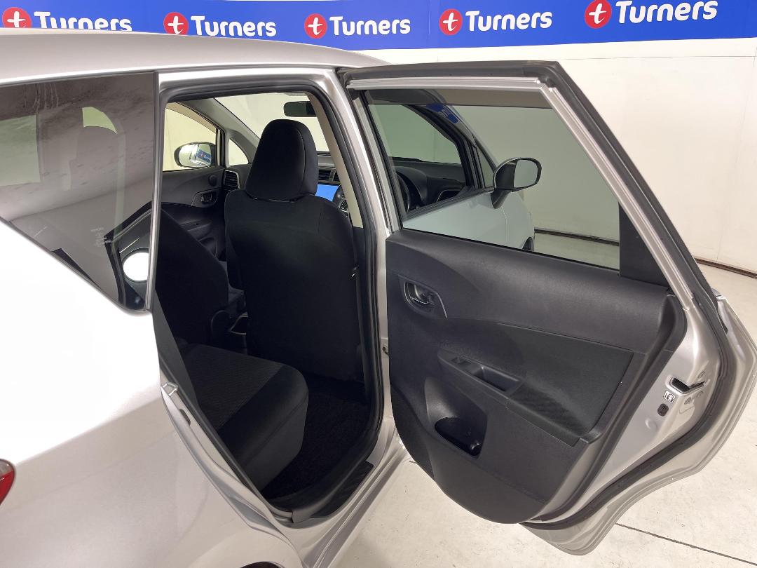 Photo '19' of Toyota Ractis