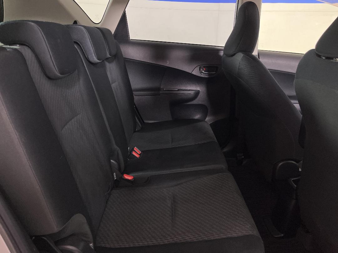 Photo '20' of Toyota Ractis