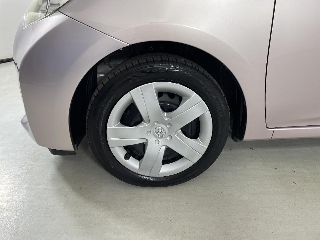 Photo '10' of Toyota Ractis