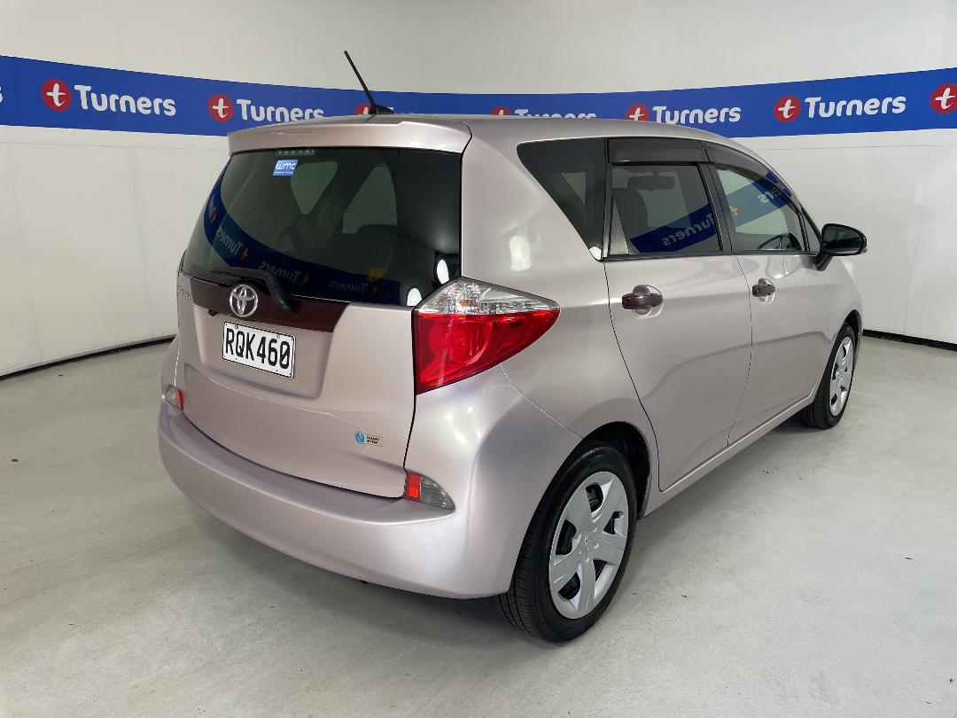 Photo '7' of Toyota Ractis