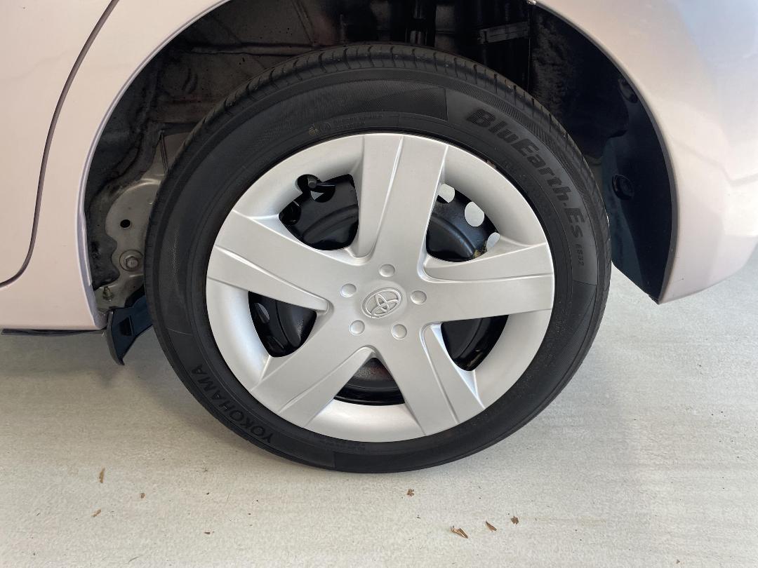 Photo '11' of Toyota Ractis