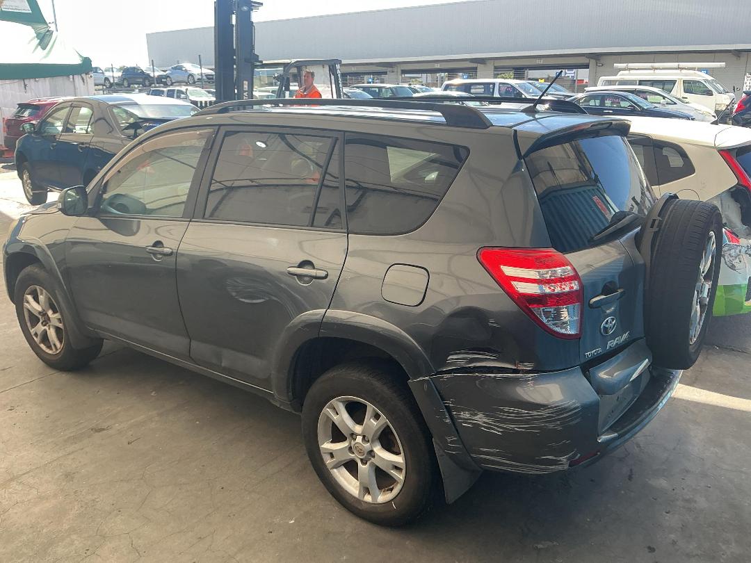 Photo '11' of Toyota Rav4 LTD