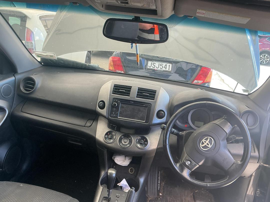 Photo '24' of Toyota Rav4 LTD