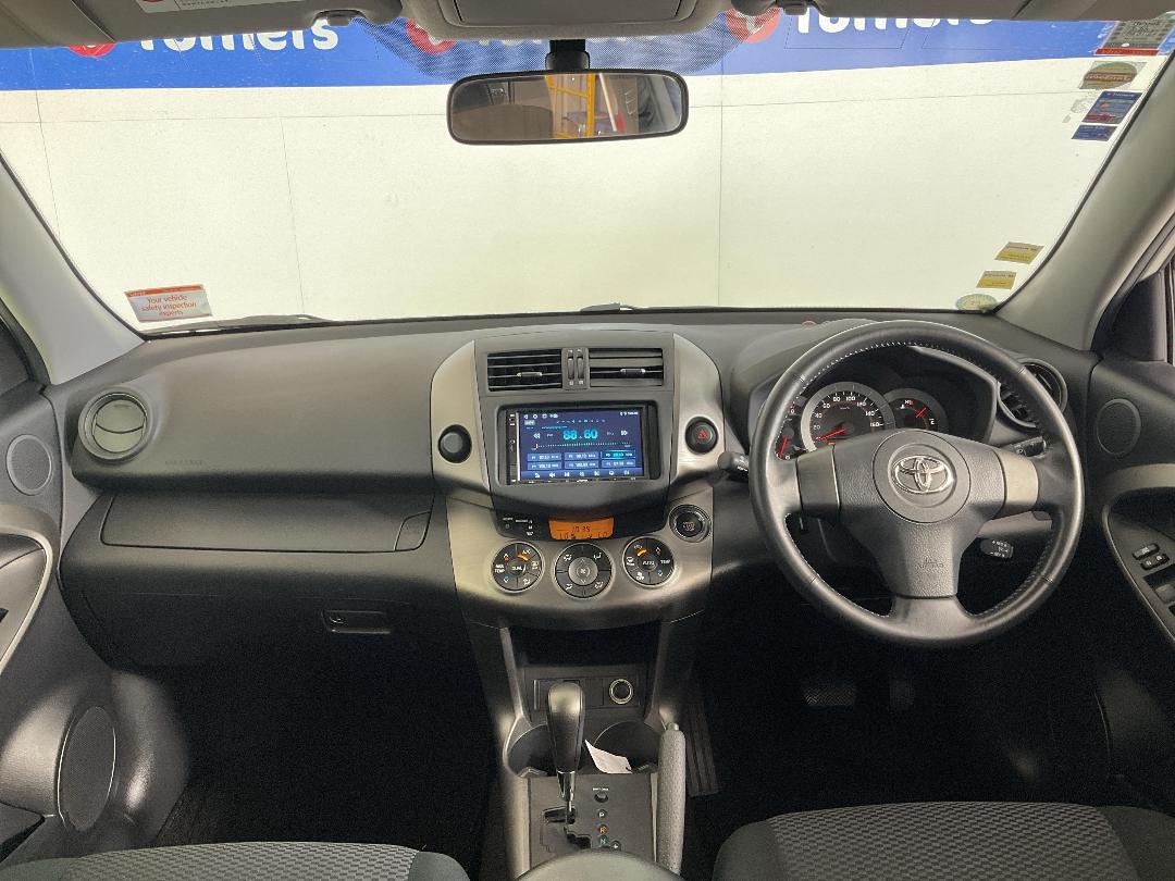 Photo '17' of Toyota Rav4 Photo '17' of Toyota Rav4