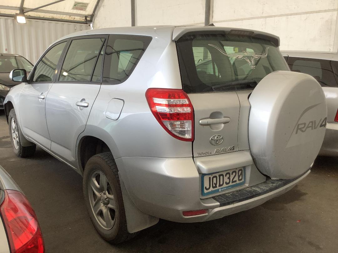 Photo '6' of Toyota Rav4 5A Photo '6' of Toyota Rav4 5A