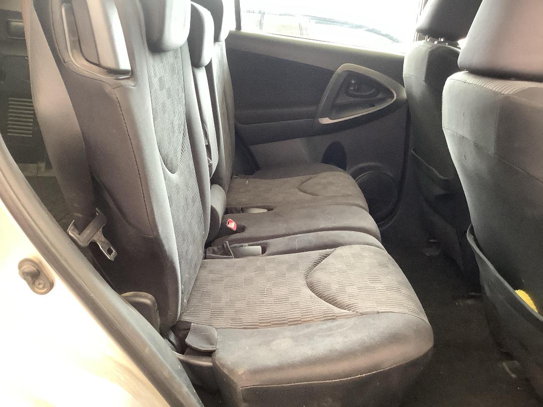 Photo '9' of Toyota Rav4 5A Photo '9' of Toyota Rav4 5A