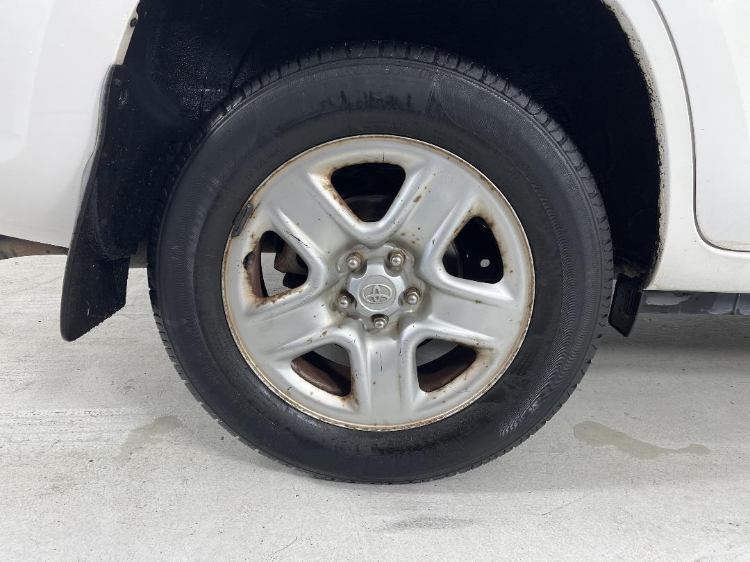 Photo '12' of Toyota Rav4