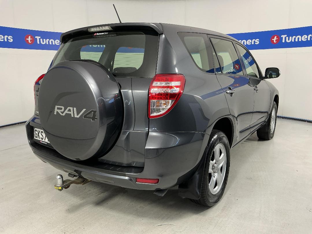 Photo '7' of Toyota Rav4