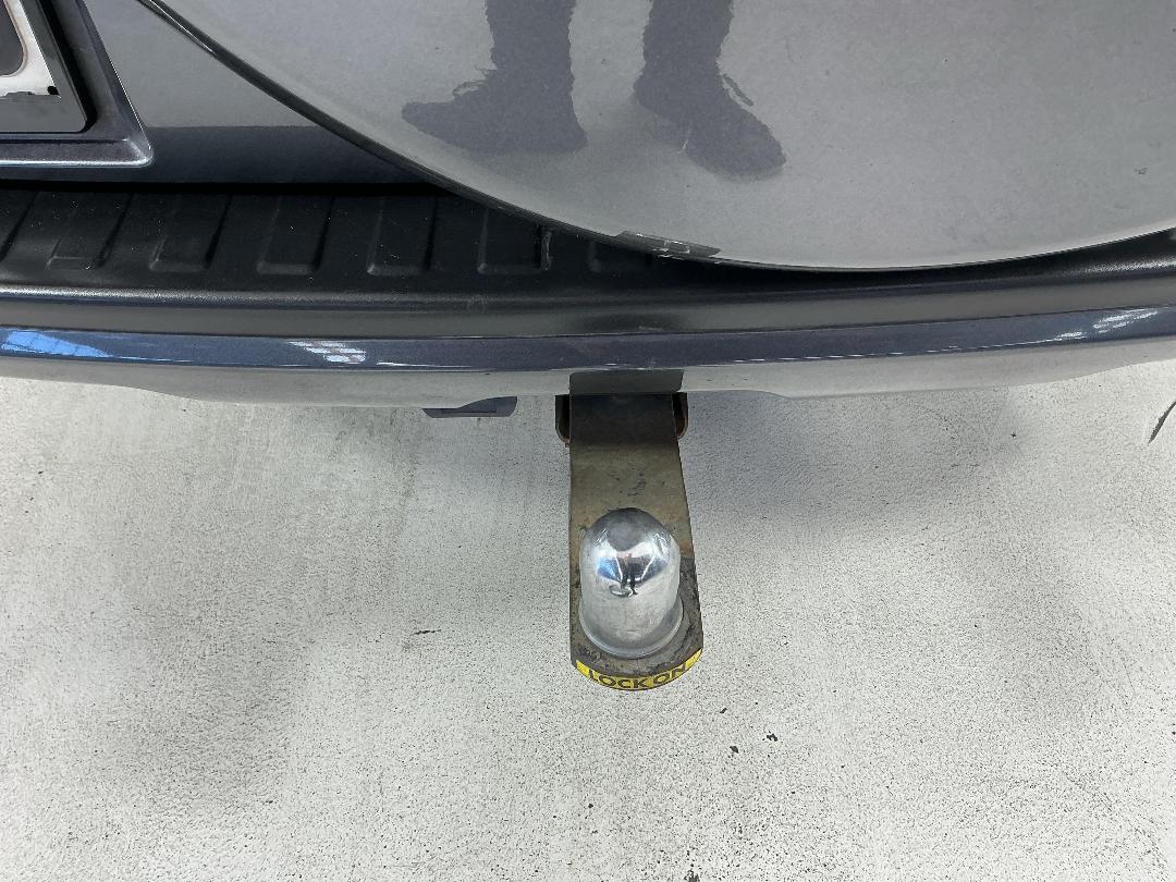 Photo '28' of Toyota Rav4