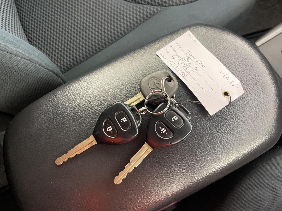 Photo '22' of Toyota Rav4