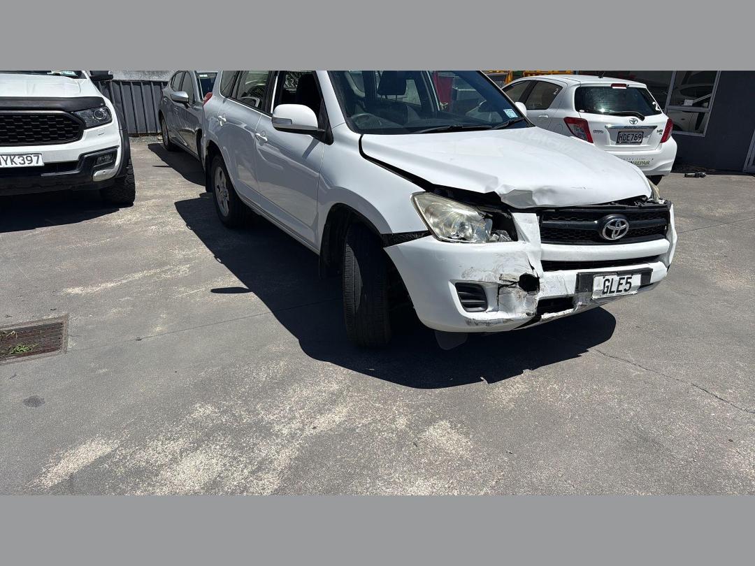 Photo '4' of Toyota Rav4 5A