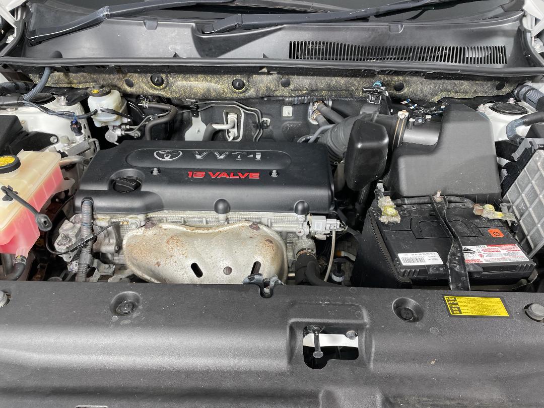 Photo '13' of Toyota Rav4