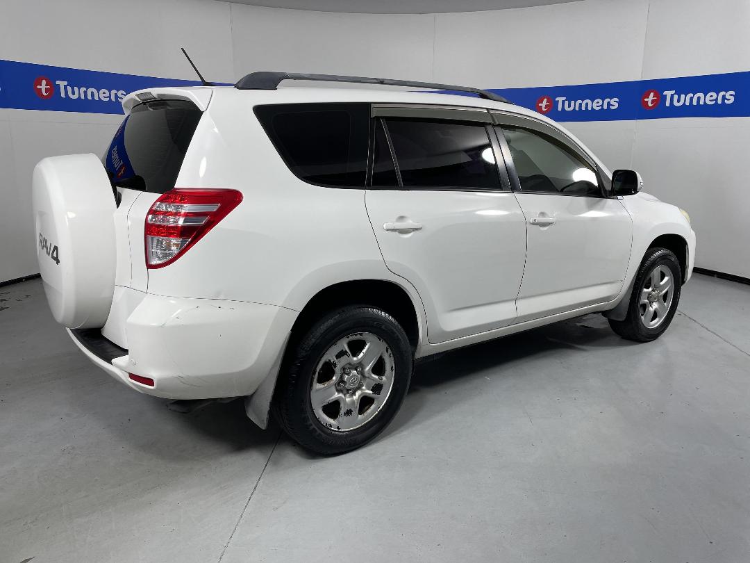 Photo '7' of Toyota Rav4
