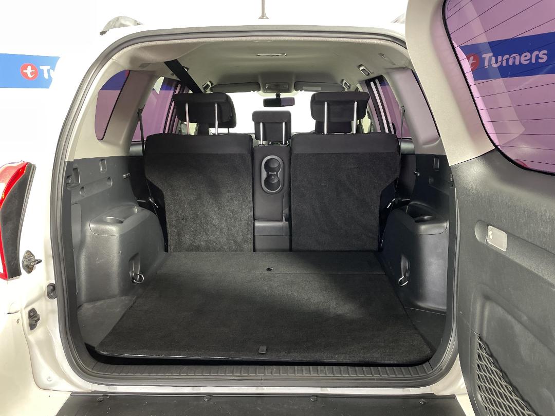 Photo '14' of Toyota Rav4