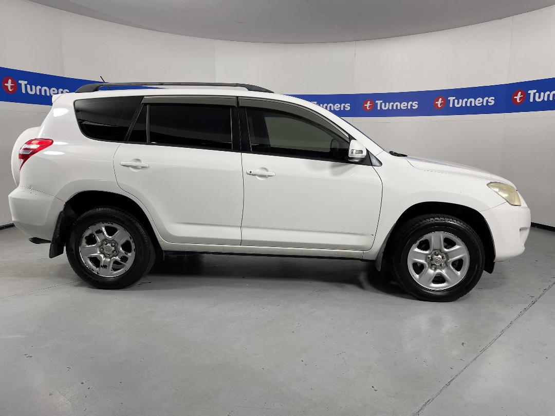 Photo '23' of Toyota Rav4