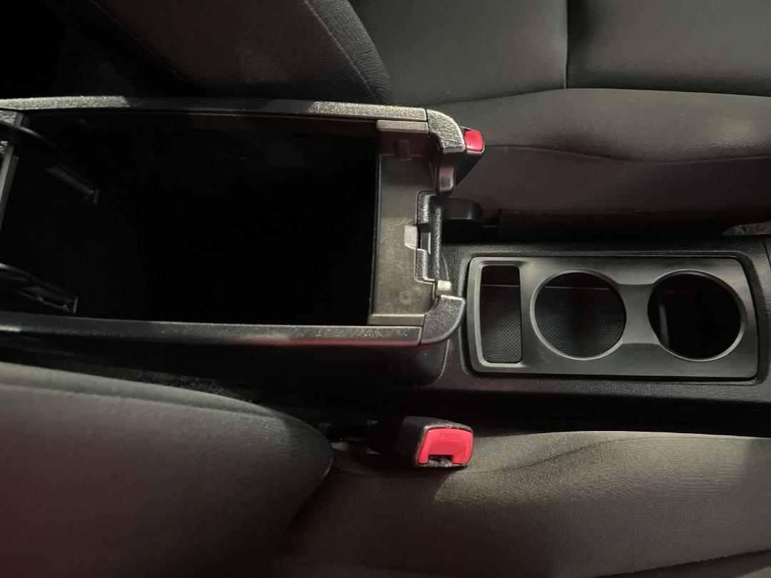 Photo '34' of Toyota SAI