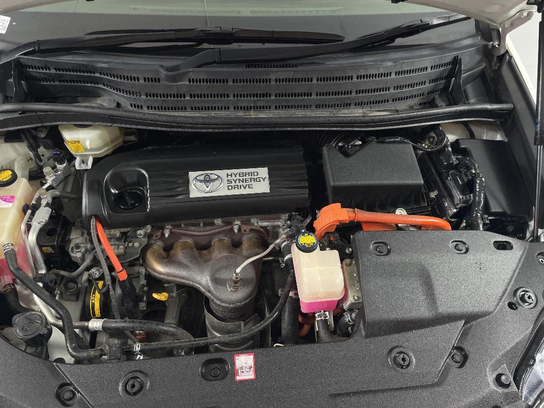 Photo '13' of Toyota SAI