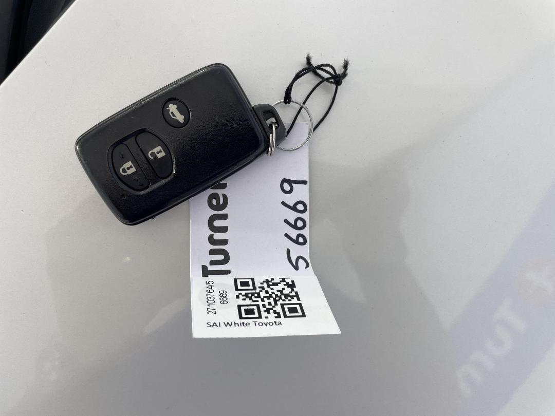 Photo '22' of Toyota SAI