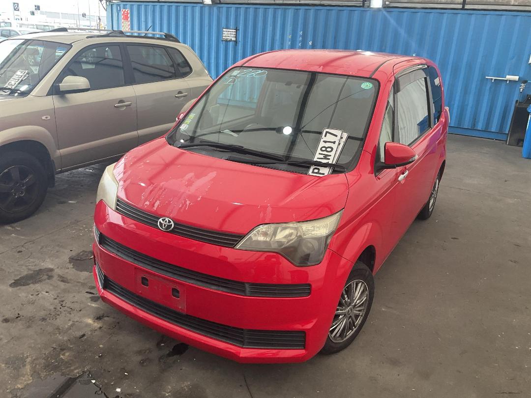 Photo '4' of Toyota Spade Photo '4' of Toyota Spade