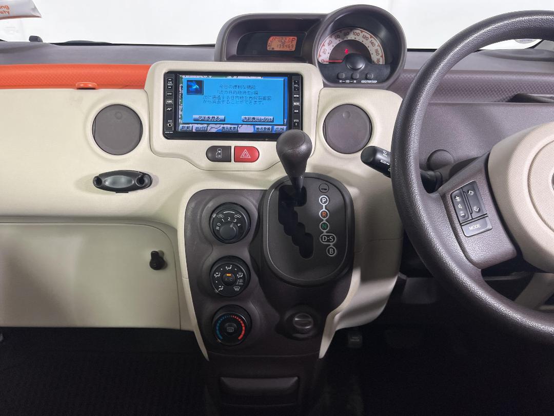 Photo '18' of Toyota Spade Photo '18' of Toyota Spade