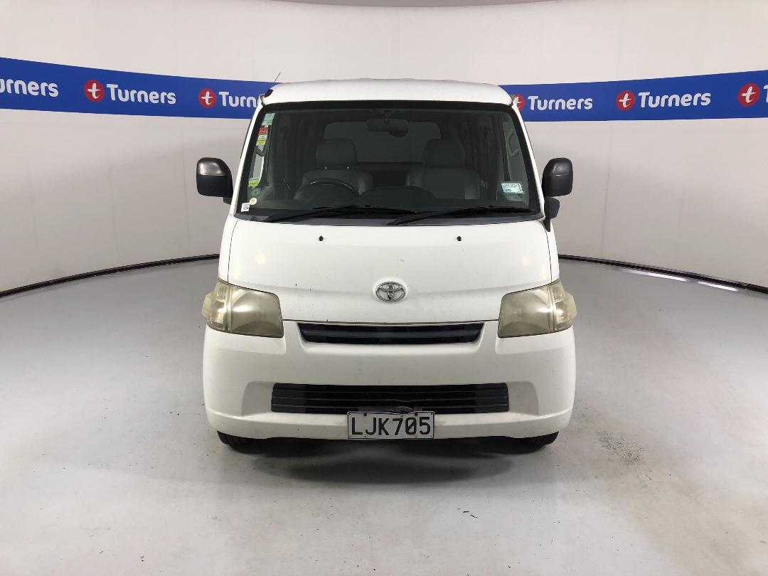 Photo '2' of Toyota Townace