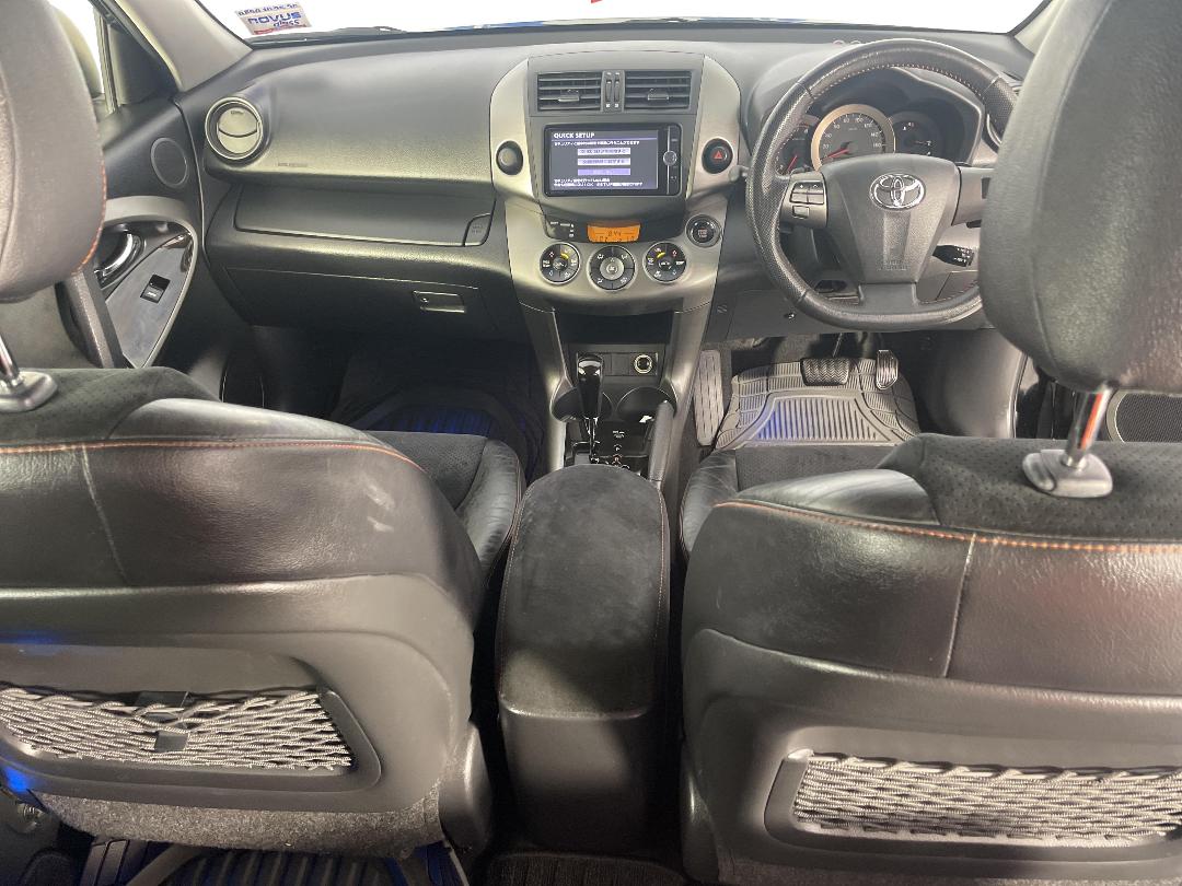 Photo '18' of Toyota Vanguard Photo '18' of Toyota Vanguard