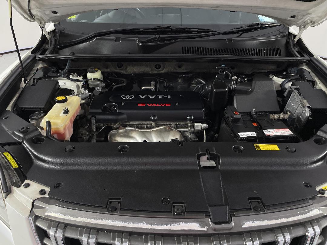 Photo '13' of Toyota Vanguard Photo '13' of Toyota Vanguard