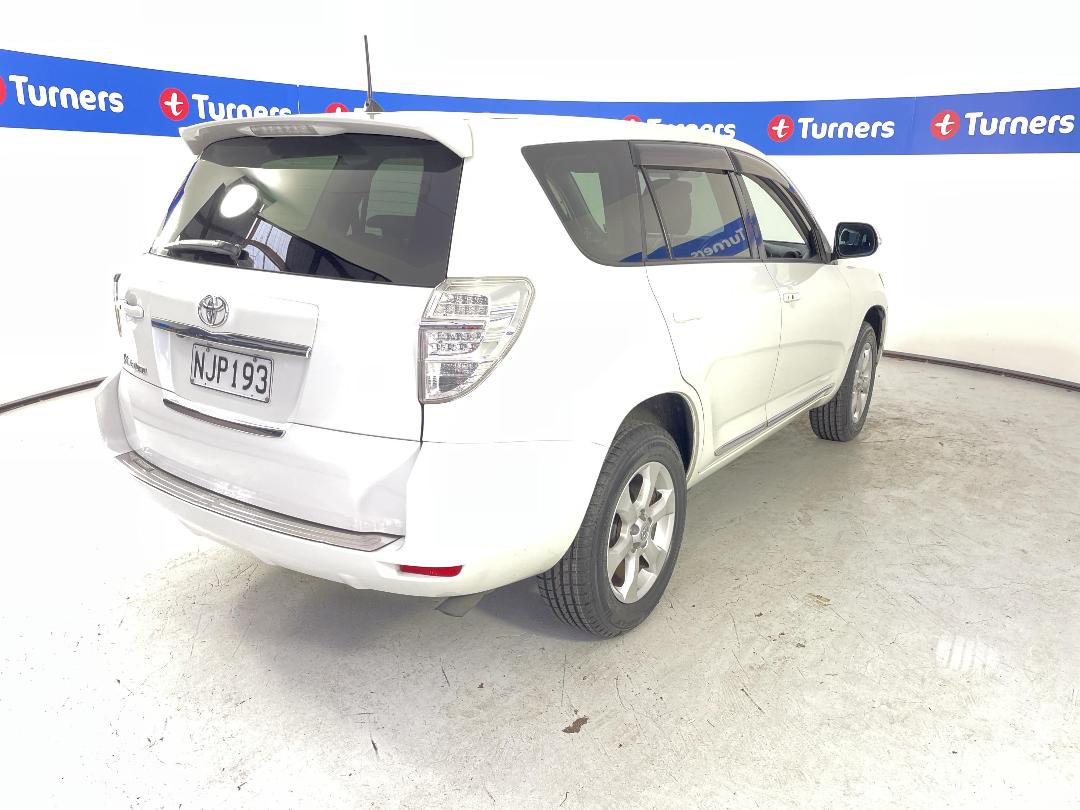 Photo '7' of Toyota Vanguard Photo '7' of Toyota Vanguard