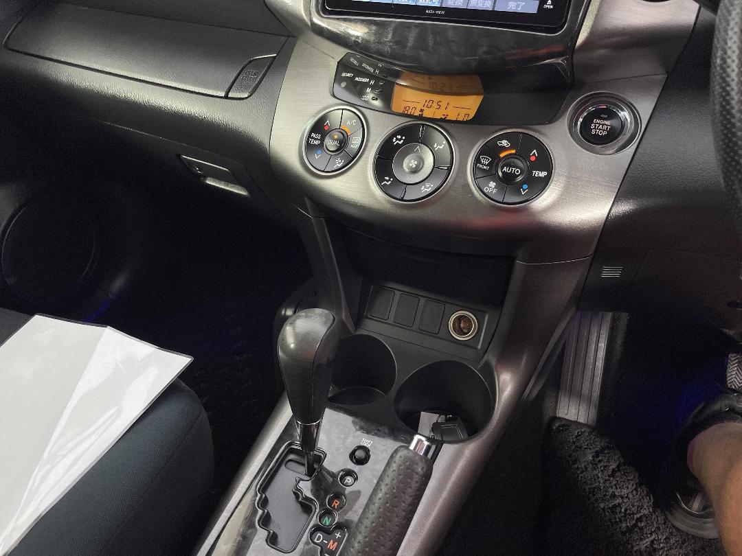 Photo '18' of Toyota Vanguard Photo '18' of Toyota Vanguard