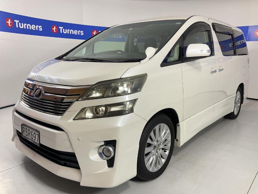 Photo '4' of Toyota Vellfire Photo '4' of Toyota Vellfire