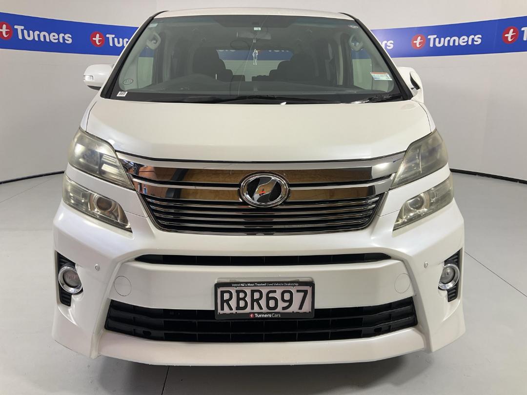 Photo '2' of Toyota Vellfire Photo '2' of Toyota Vellfire