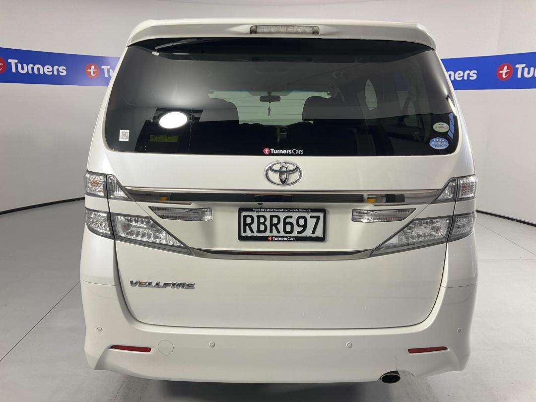 Photo '6' of Toyota Vellfire Photo '6' of Toyota Vellfire