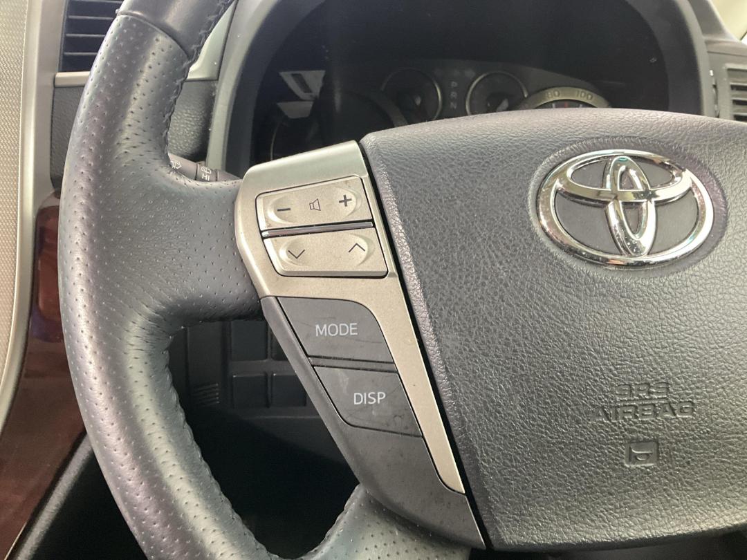 Photo '23' of Toyota Vellfire Photo '23' of Toyota Vellfire