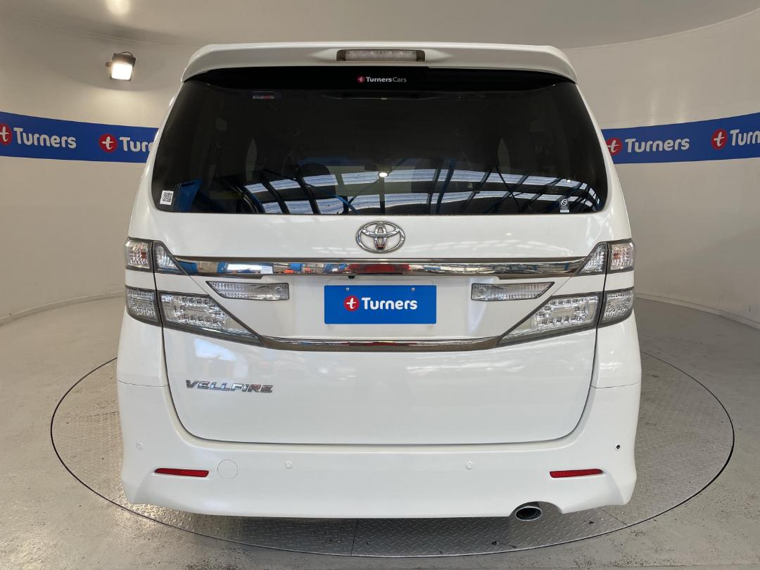 Photo '6' of Toyota Vellfire Photo '6' of Toyota Vellfire