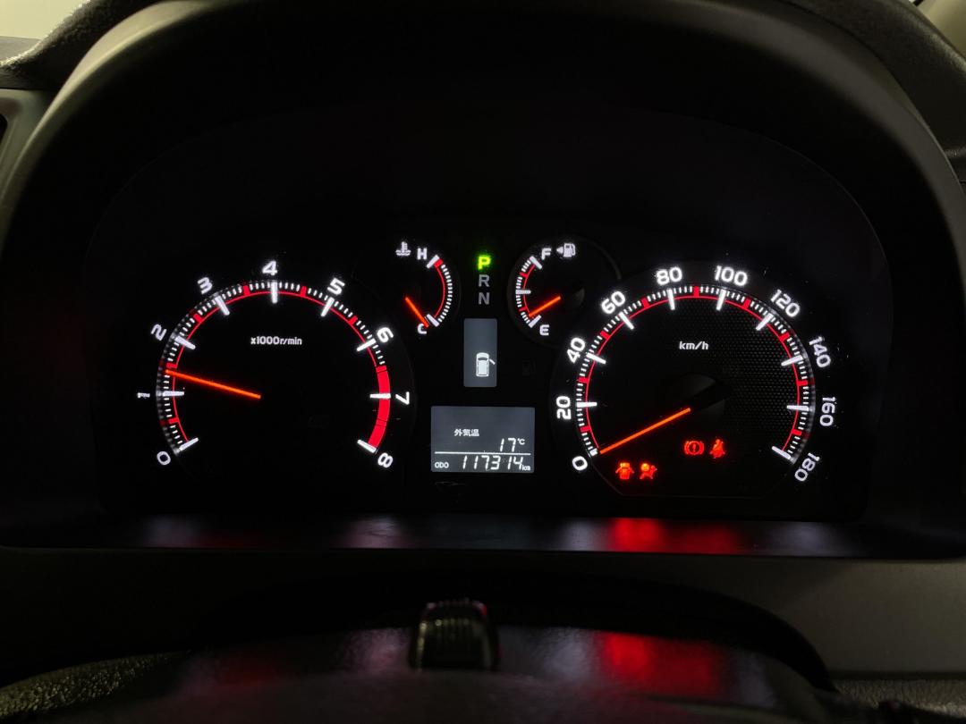 Photo '20' of Toyota Vellfire Photo '20' of Toyota Vellfire