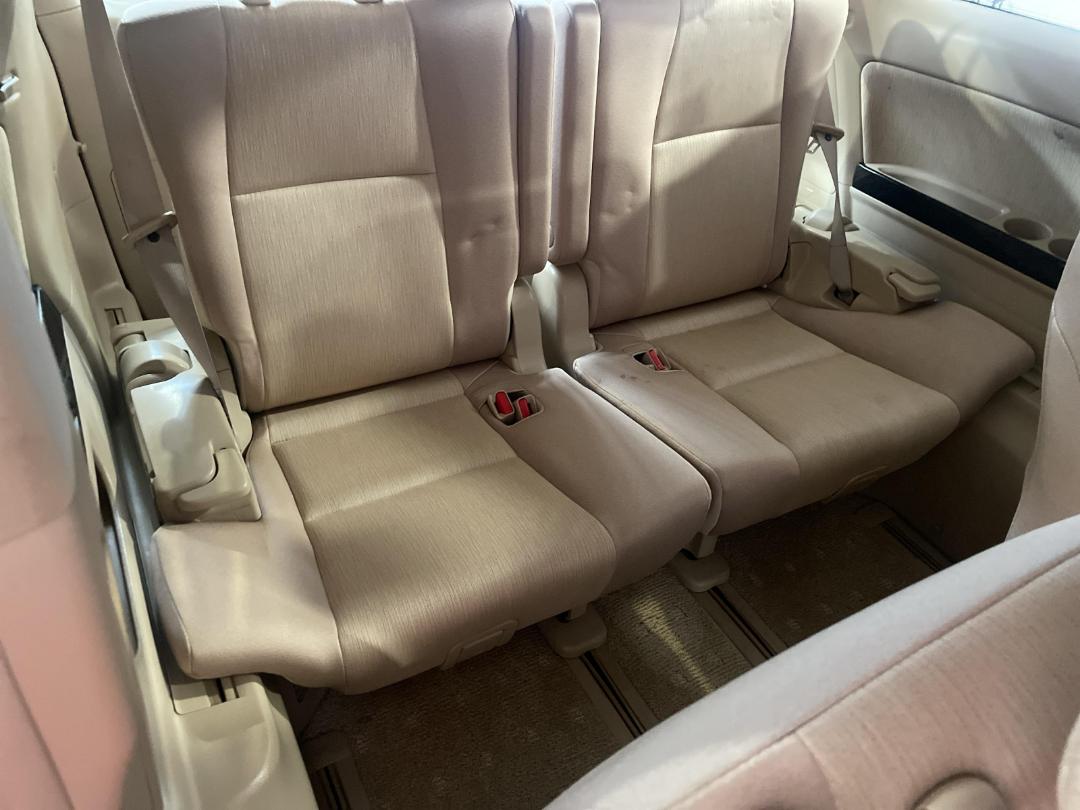 Photo '23' of Toyota Vellfire Photo '23' of Toyota Vellfire