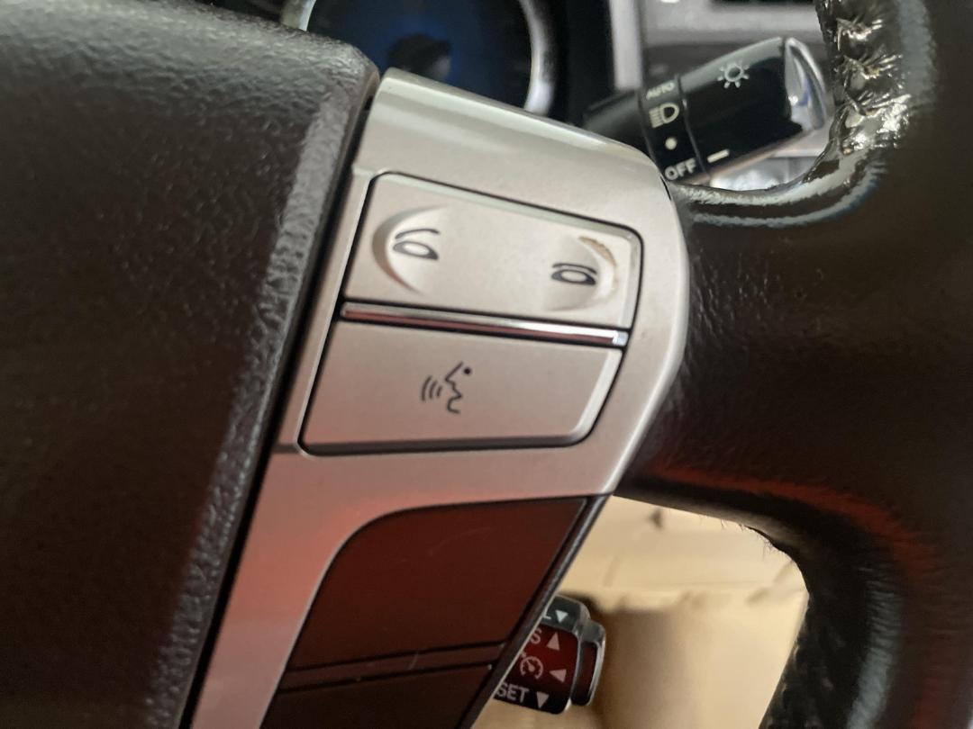 Photo '26' of Toyota Vellfire Photo '26' of Toyota Vellfire