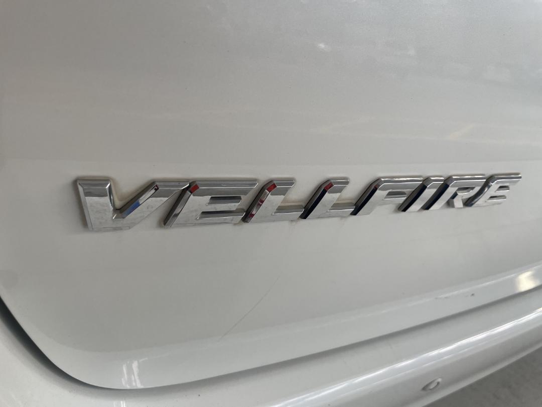 Photo '36' of Toyota Vellfire Photo '36' of Toyota Vellfire