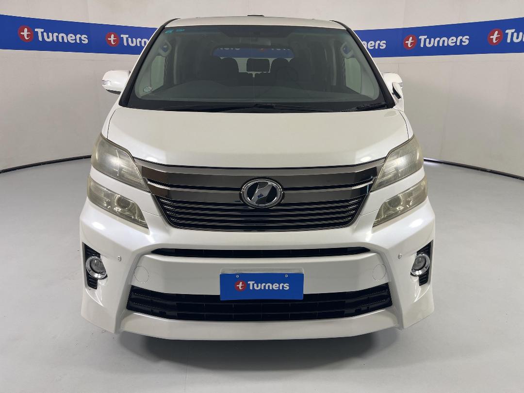 Photo '2' of Toyota Vellfire Photo '2' of Toyota Vellfire