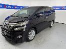 Thumbnail '4' of Toyota Vellfire