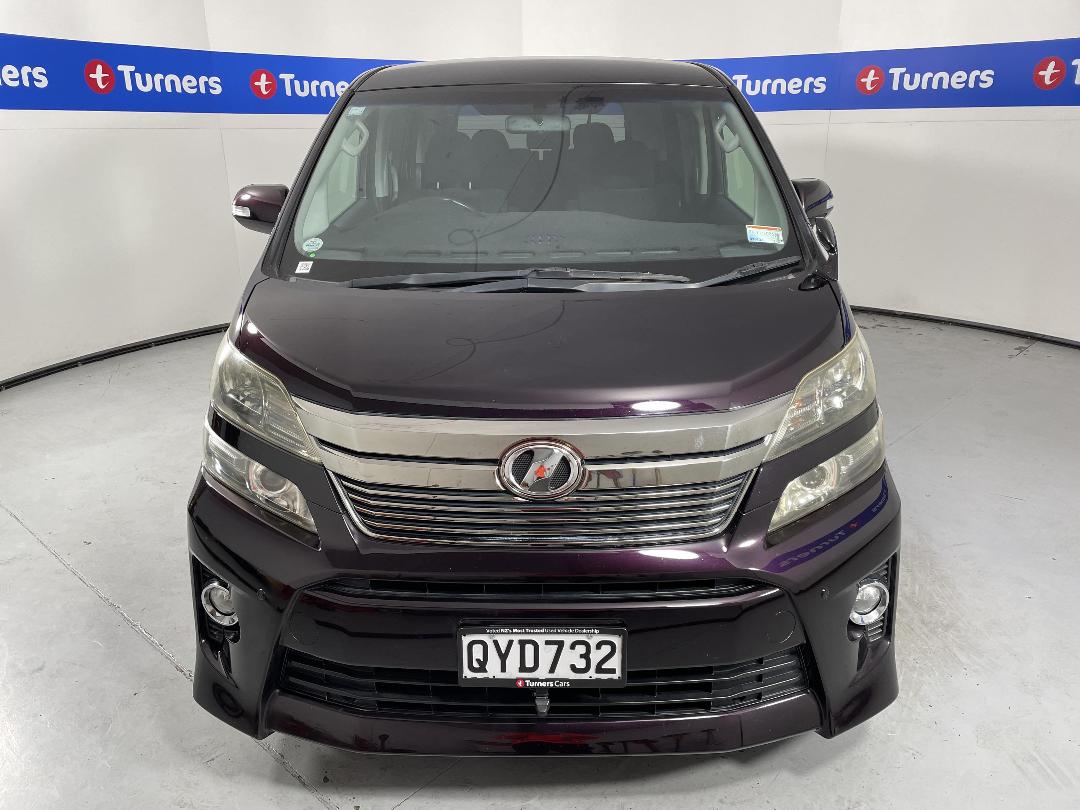 Photo '2' of Toyota Vellfire