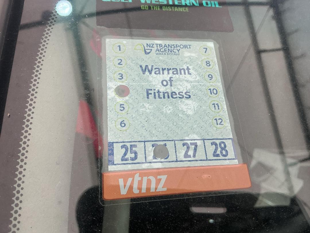 Photo '25' of Toyota Vellfire Photo '25' of Toyota Vellfire