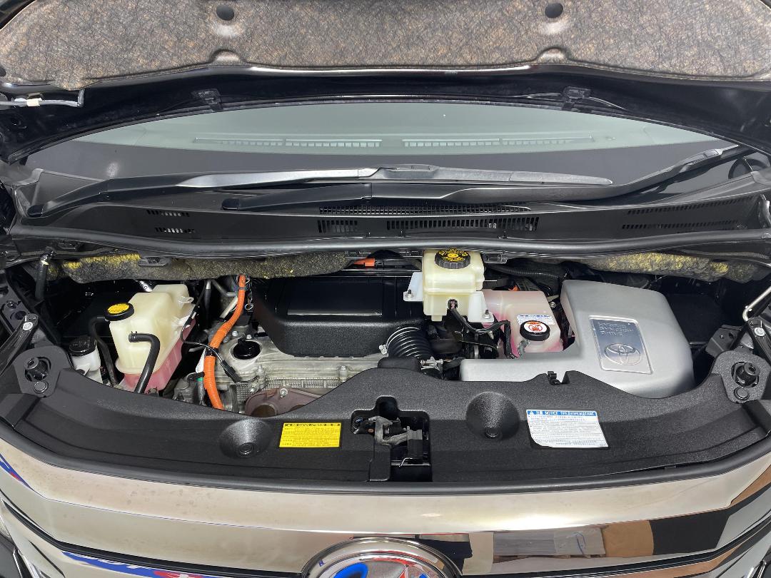 Photo '13' of Toyota Vellfire