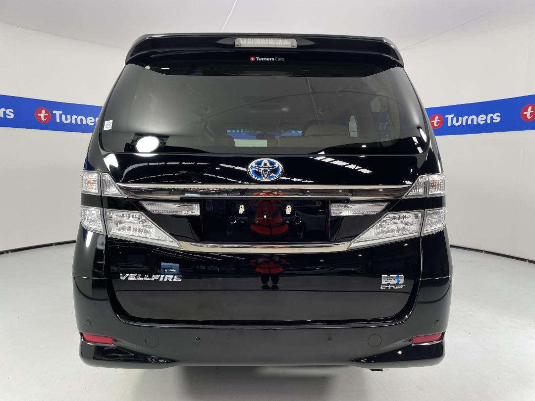 Photo '6' of Toyota Vellfire
