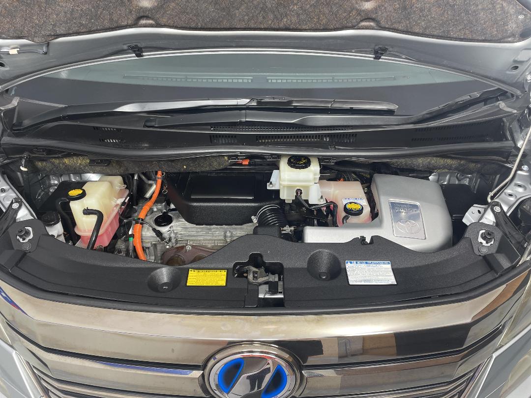 Photo '13' of Toyota Vellfire