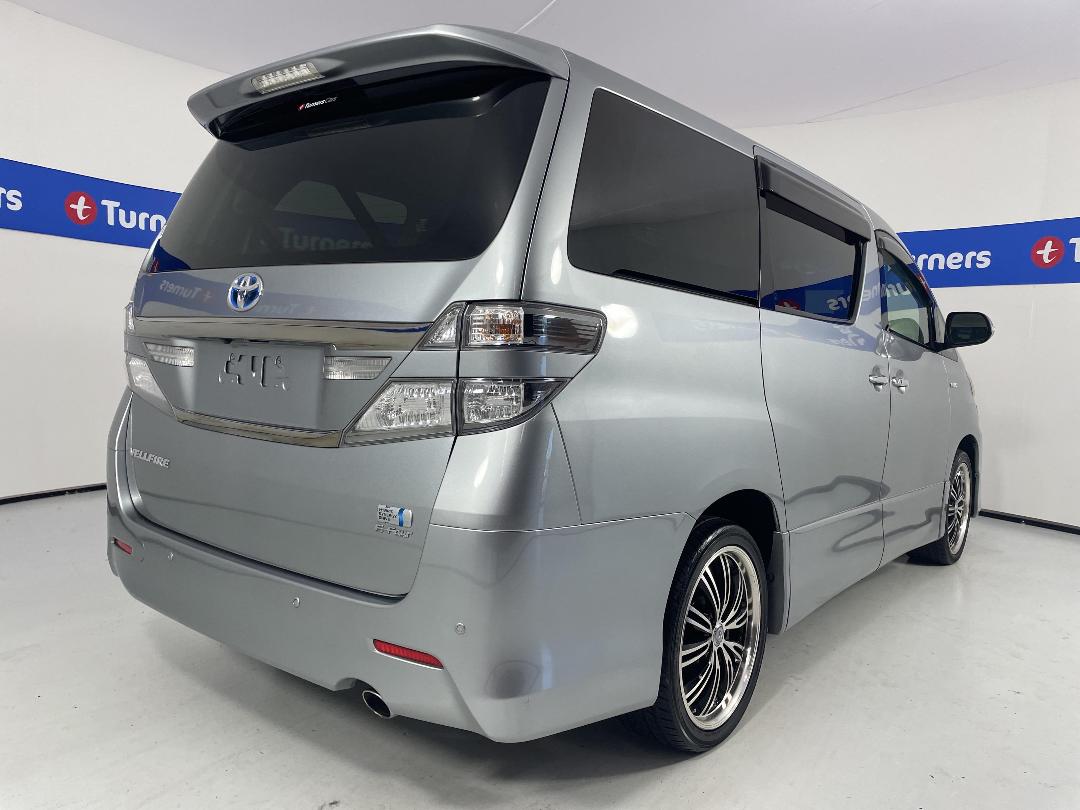Photo '7' of Toyota Vellfire