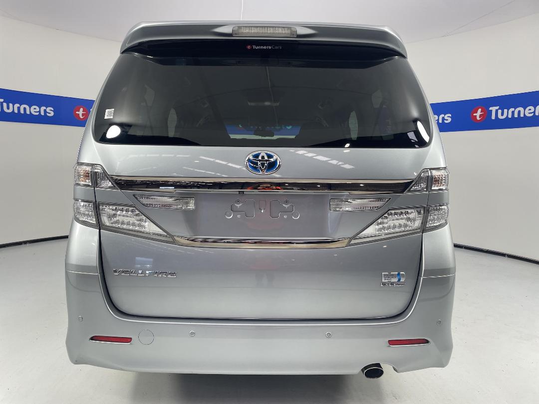 Photo '6' of Toyota Vellfire