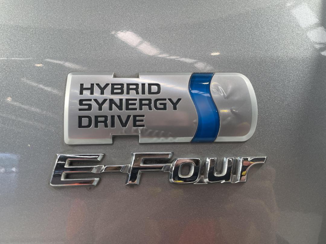 Photo '27' of Toyota Vellfire