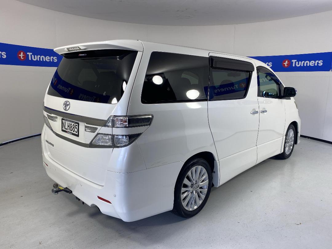 Photo '7' of Toyota Vellfire Photo '7' of Toyota Vellfire