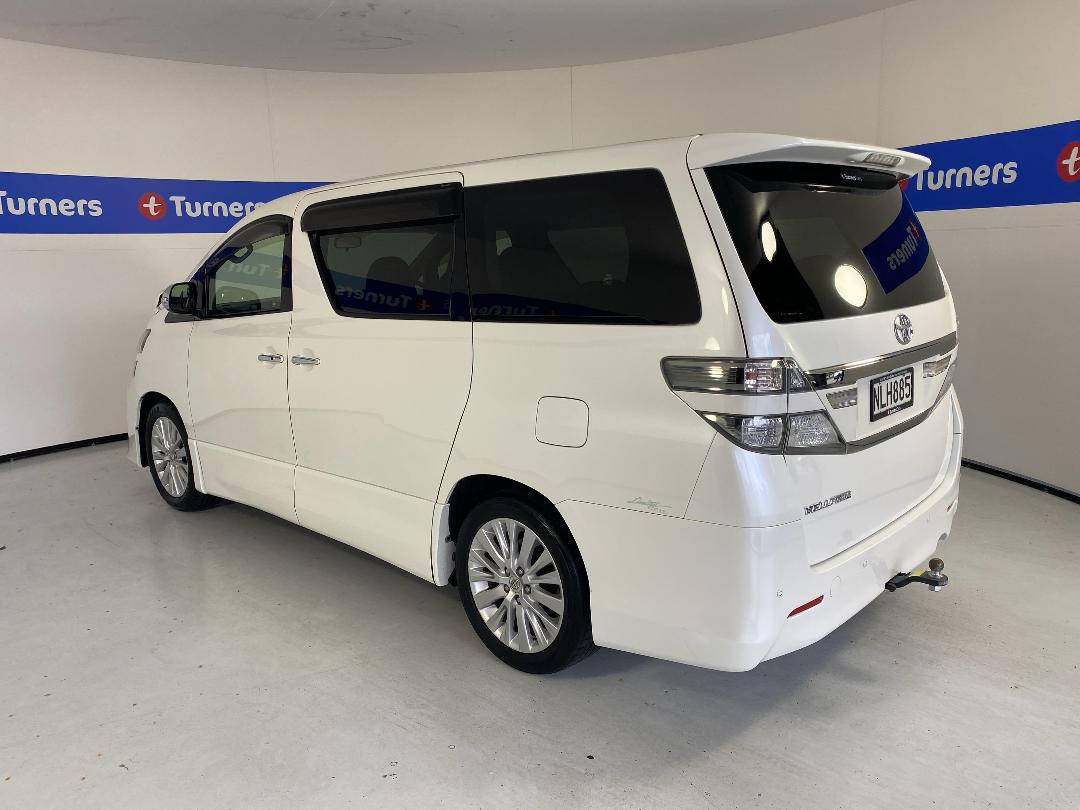 Photo '5' of Toyota Vellfire Photo '5' of Toyota Vellfire